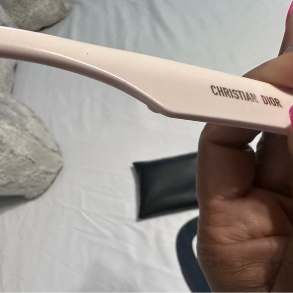 Christian Dior Women's Pink Sunglasses - Picture 6 of 10